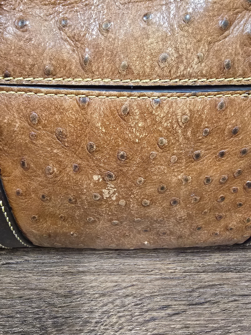 Dooney & Bourke Ostrich Embossed Leather Satchel Handbag & Matching Zip Wallet - Picture 4 of 11